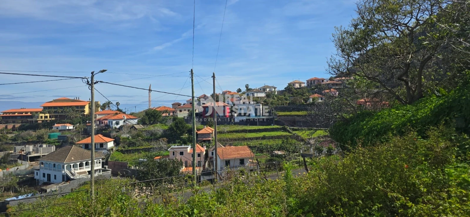 Terreno para Venda em Ponta Delgada Foto 2
