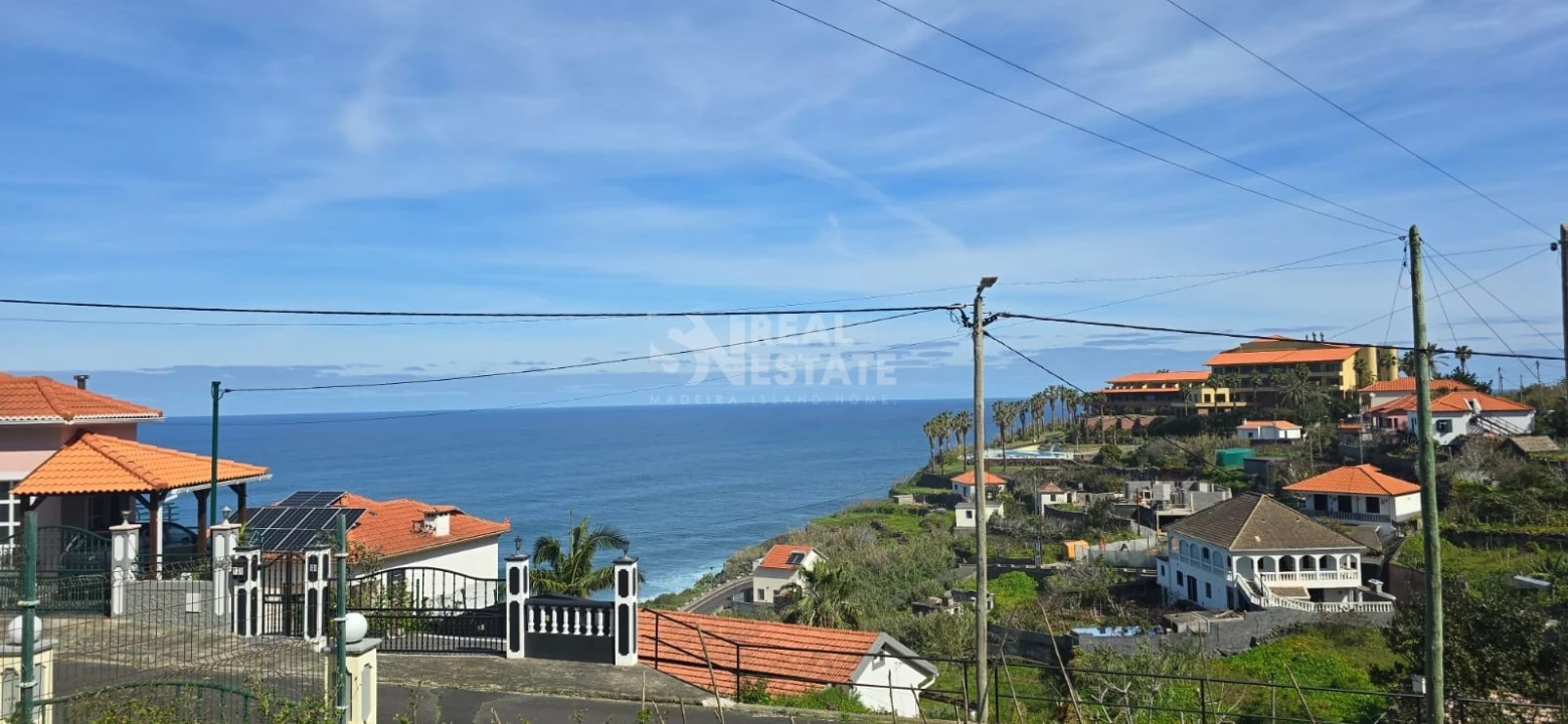 Terreno para Venda em Ponta Delgada Foto 1