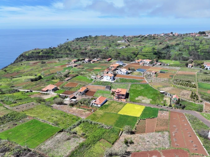 Terreno para Venda em Fajã da Ovelha Foto 6