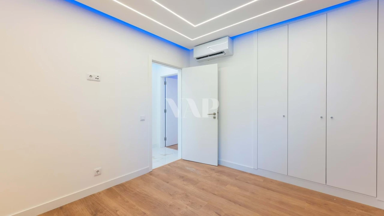 Apartamento T2 para Venda em Quarteira Foto 15