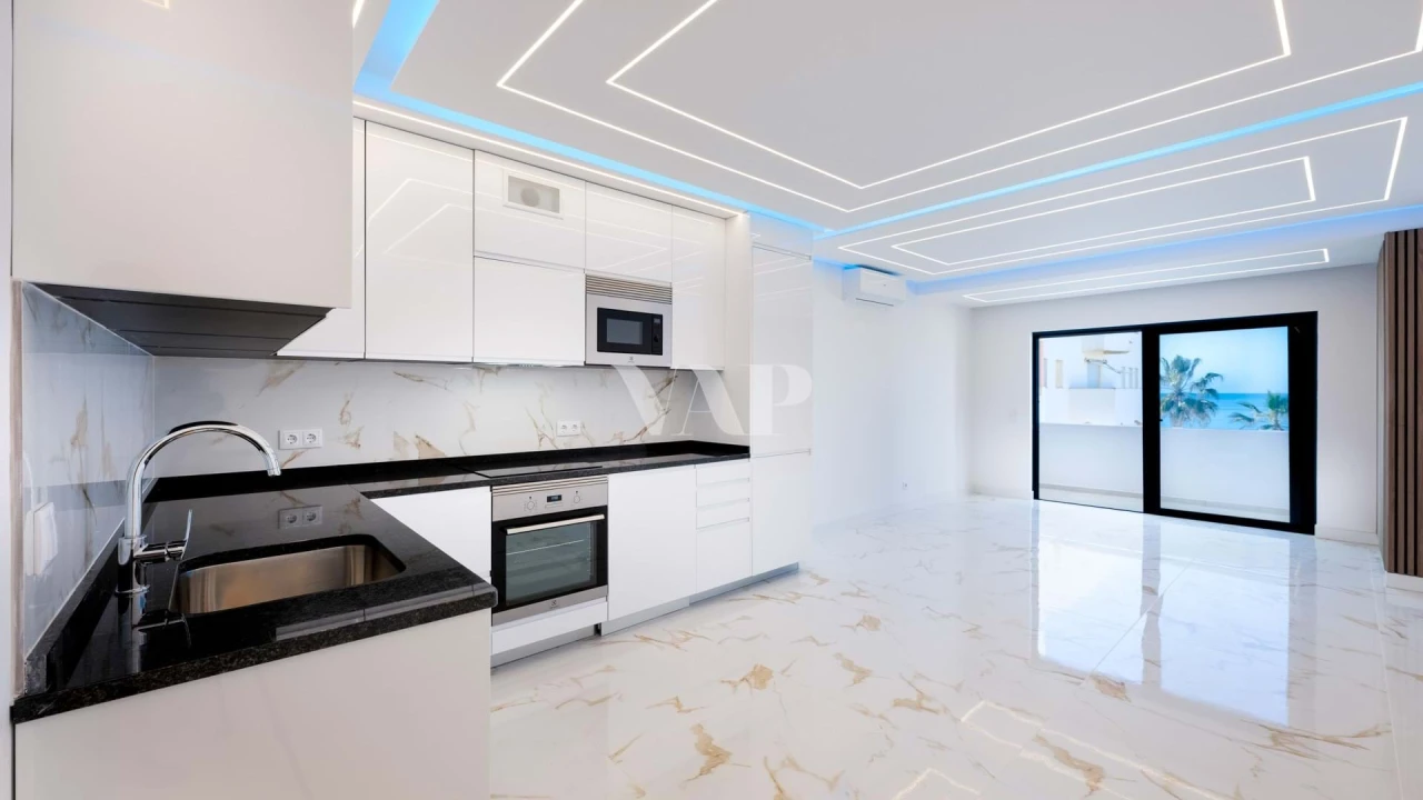 Apartamento T2 para Venda em Quarteira Foto 2
