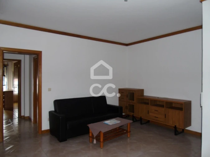 Apartamento T2 para Venda em Macedo de Cavaleiros Foto 3