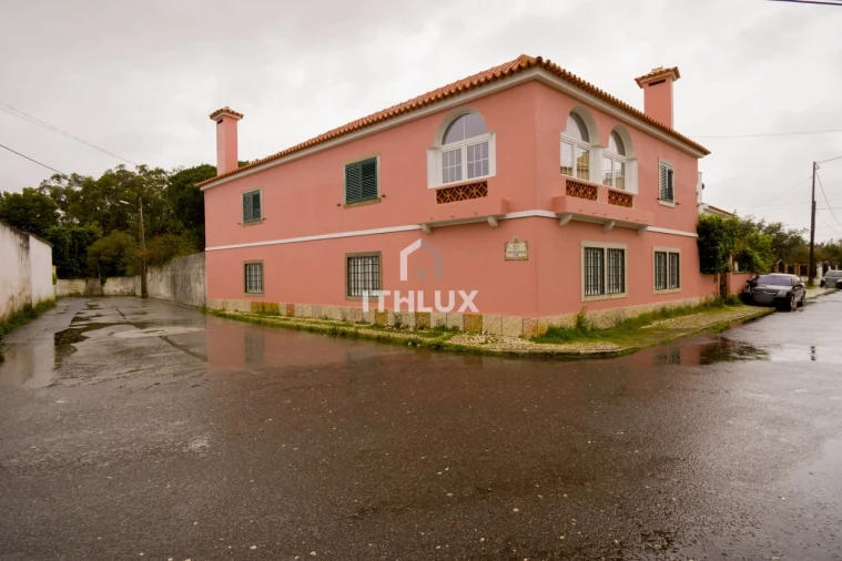 Moradia T4 para Venda em Agualva e Mira-Sintra