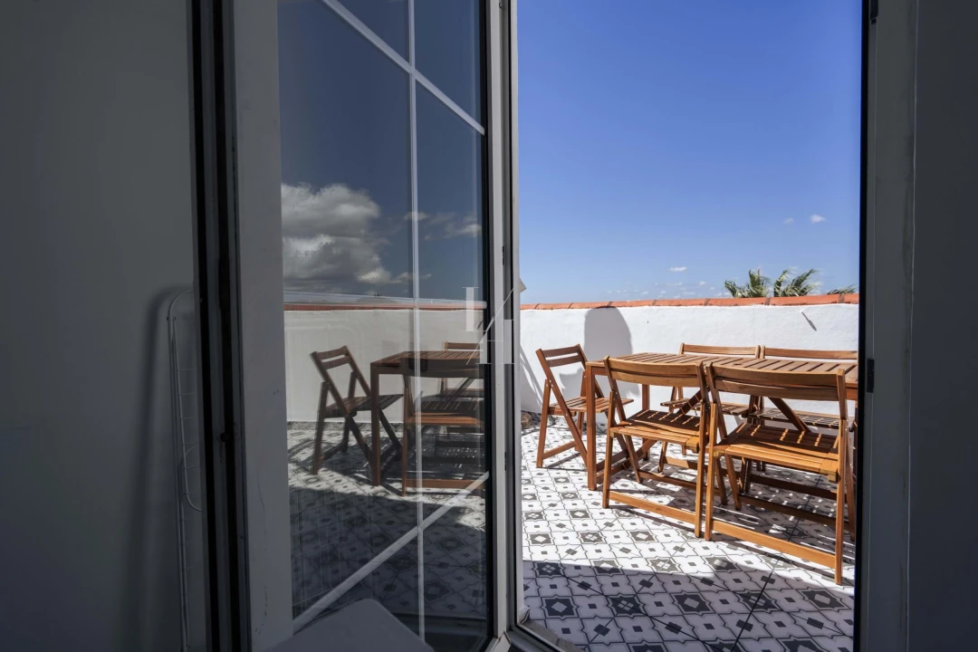 Apartamento T2 para Arrendamento férias em Quarteira Foto 15