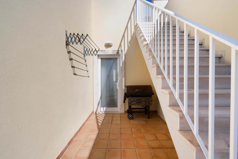 Apartamento T1 para Arrendamento férias em Quarteira Foto 12