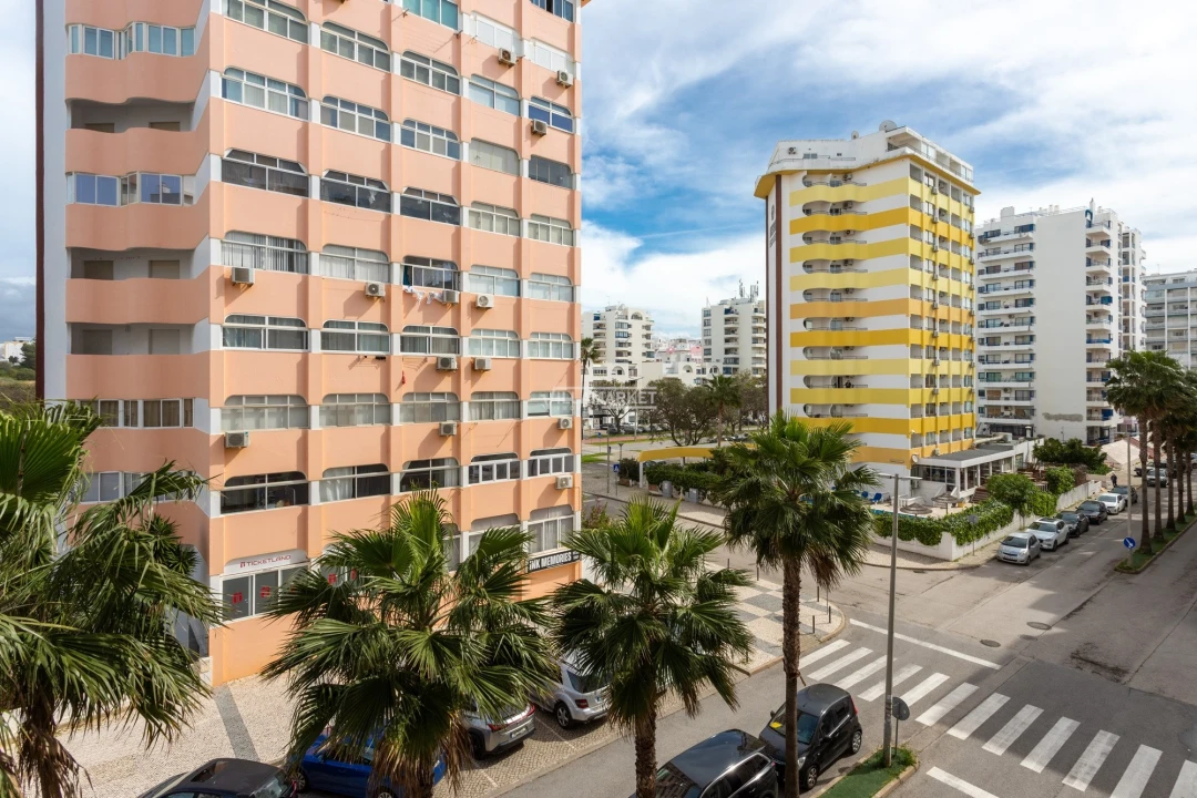 Apartamento T2 para Venda em Quarteira Foto 30