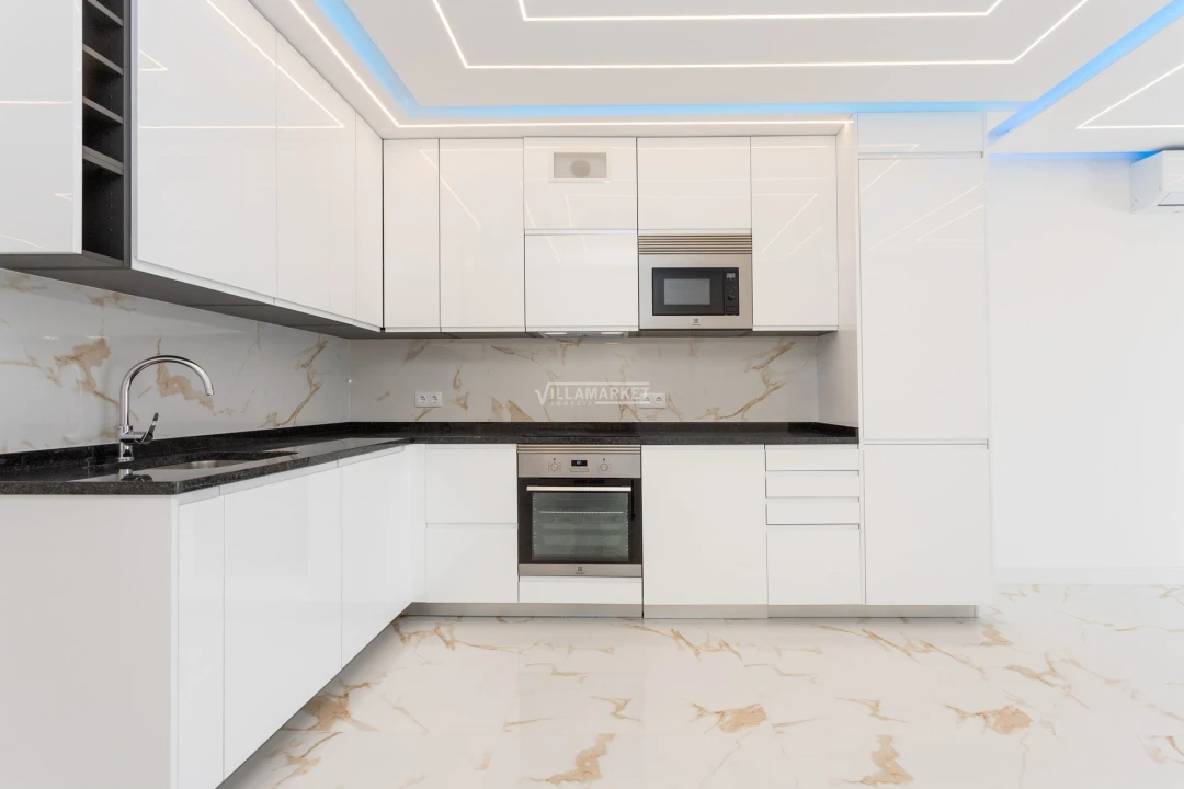 Apartamento T2 para Venda em Quarteira Foto 6