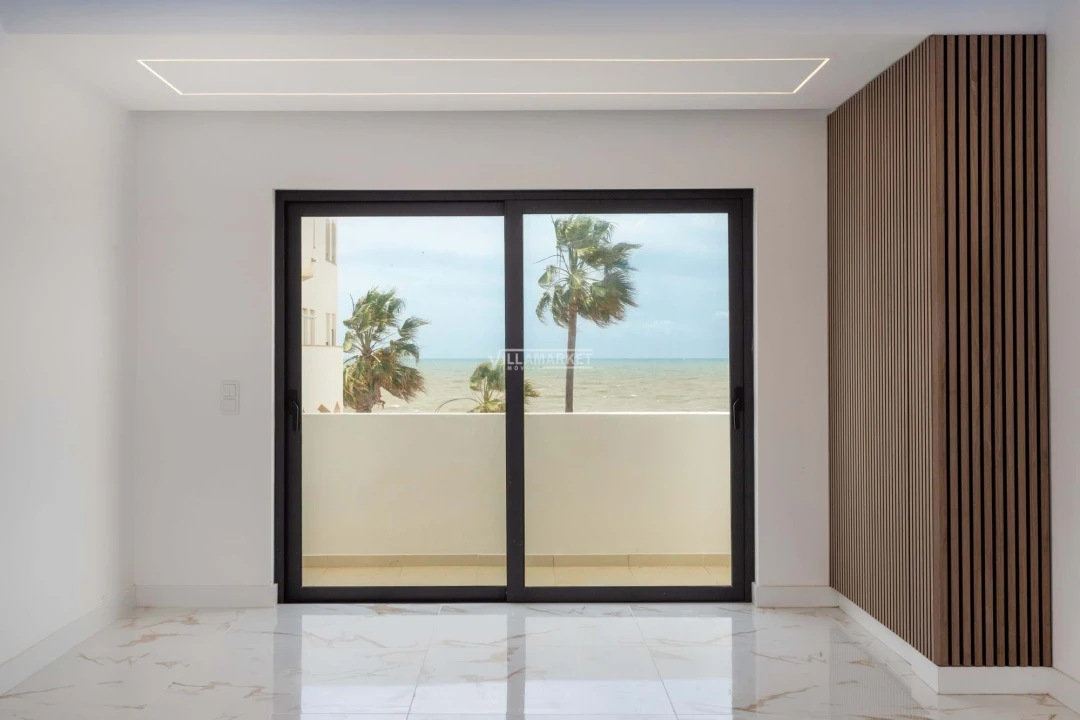 Apartamento T2 para Venda em Quarteira Foto 9