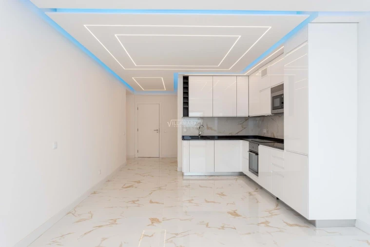Apartamento T2 para Venda em Quarteira Foto 8