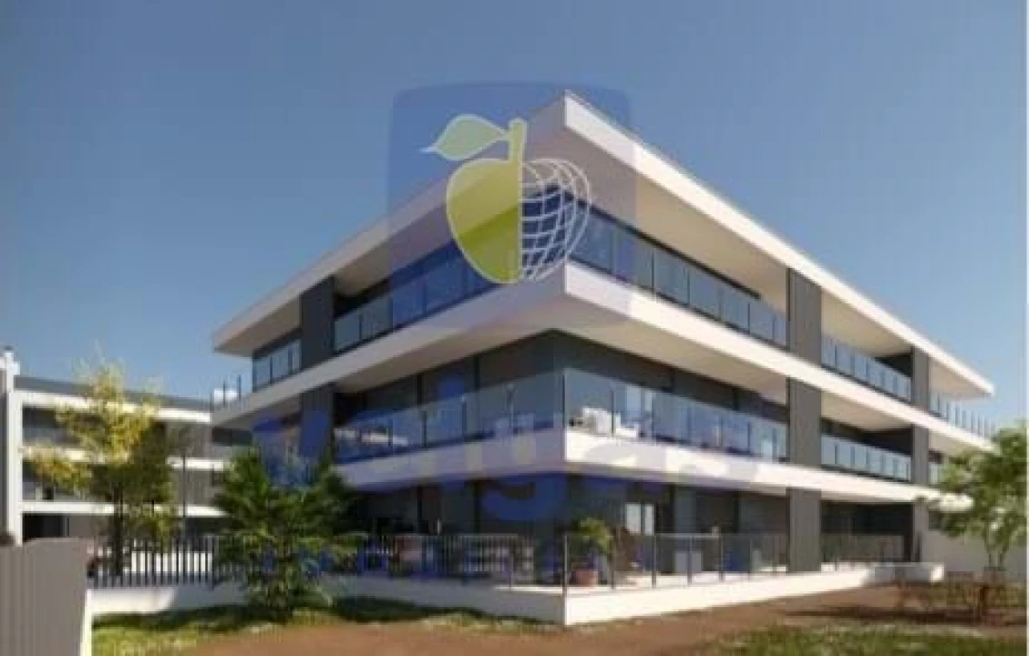 Apartamento T3 para Venda em Parceiros e Azoia Foto 12
