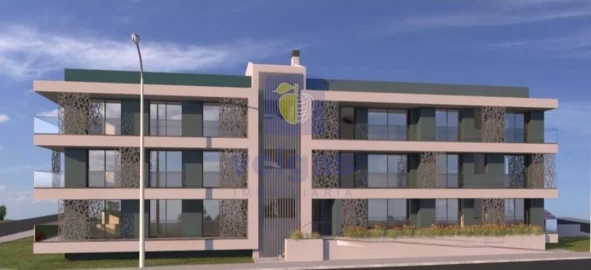 Apartamento T3 para Venda em Parceiros e Azoia
