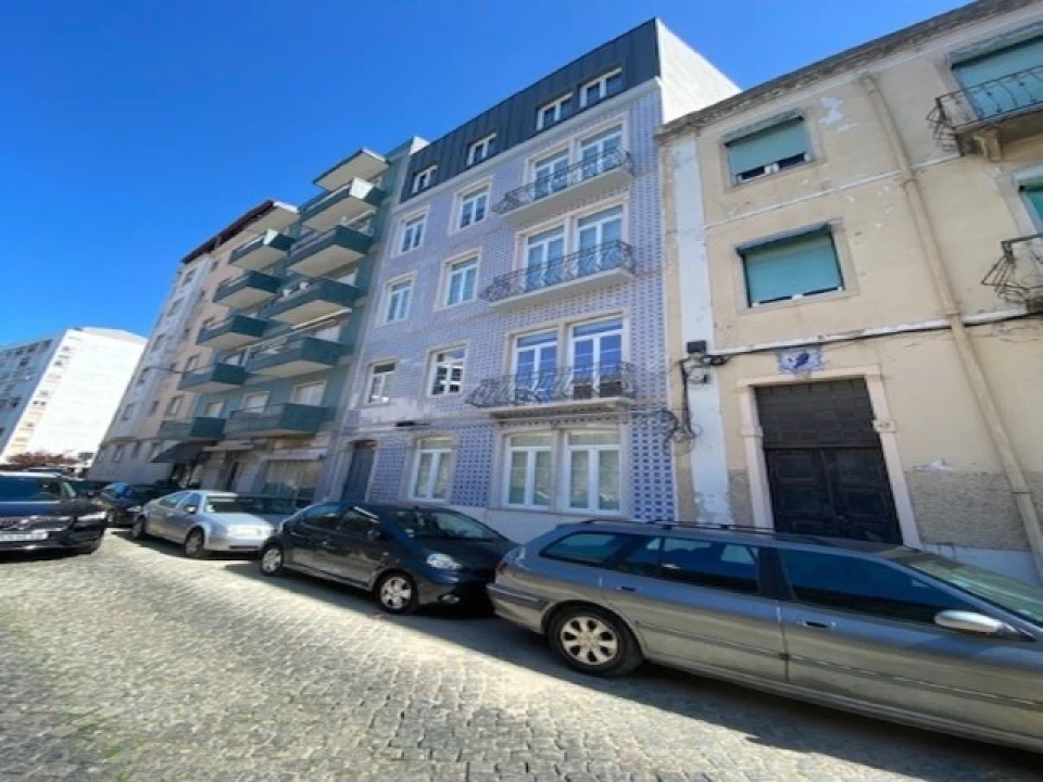 Apartamento T1 para Venda em Estrela Foto 16