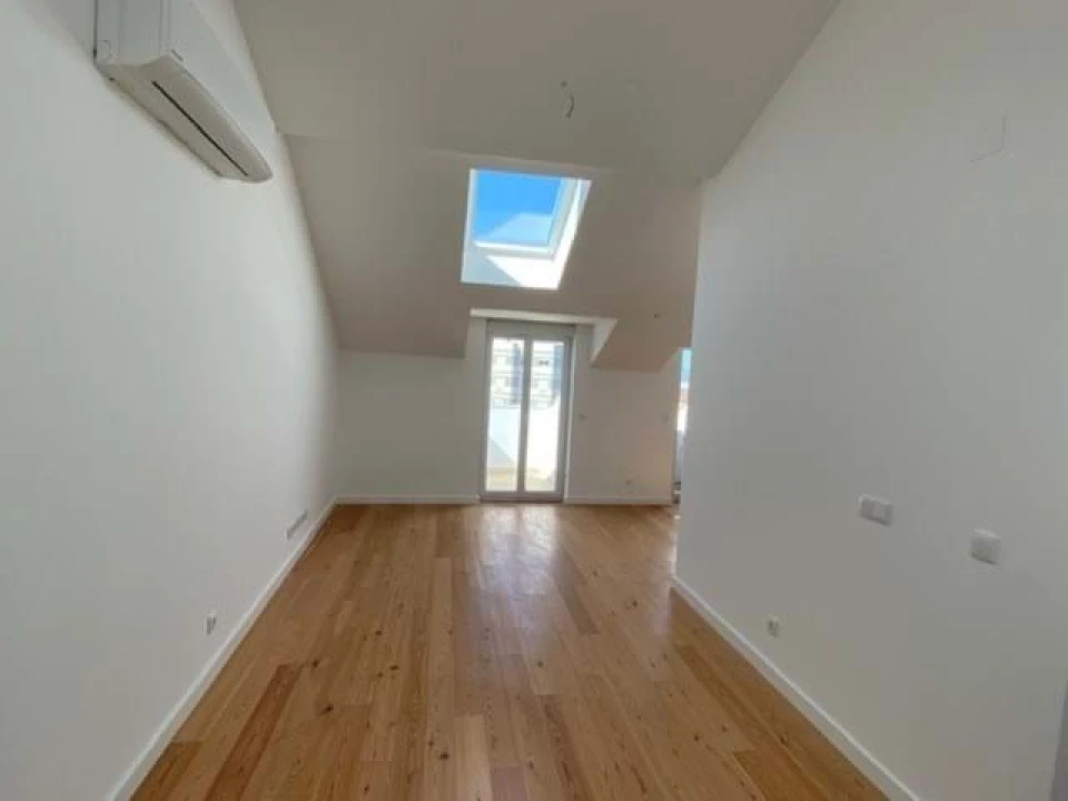 Apartamento T1 para Venda em Estrela Foto 2