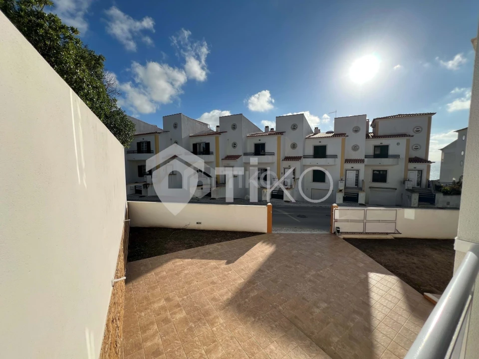 Moradia T4 para Venda em Ericeira Foto 15