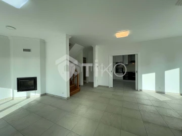 Moradia T4 para Venda em Ericeira