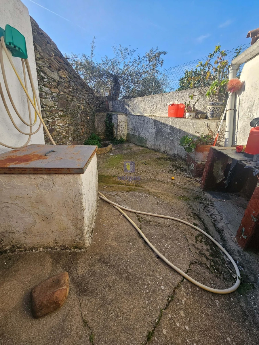 Moradia T2 para Venda em Rosmaninhal Foto 9