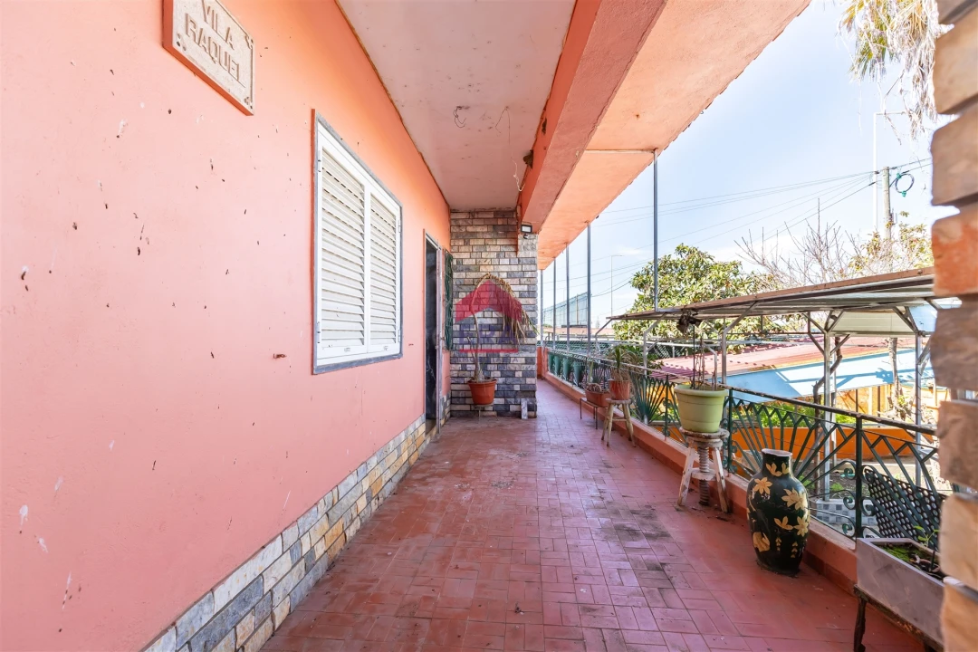 Moradia T0 para Venda em Pechão Foto 33