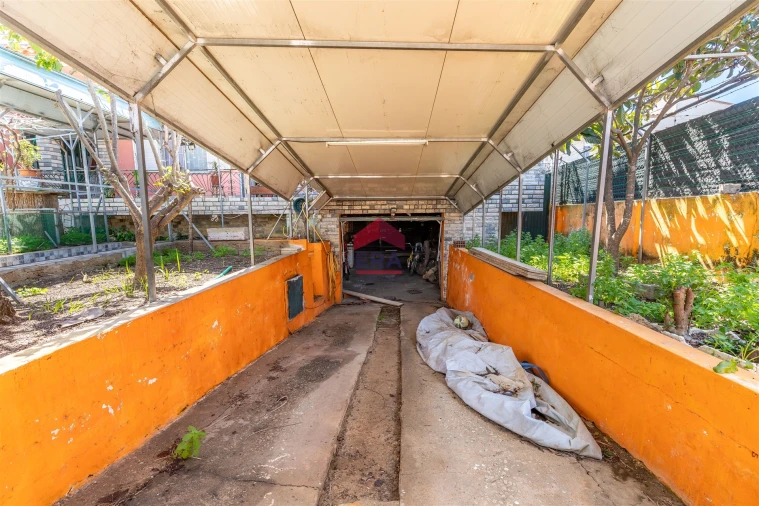 Moradia T0 para Venda em Pechão Foto 31