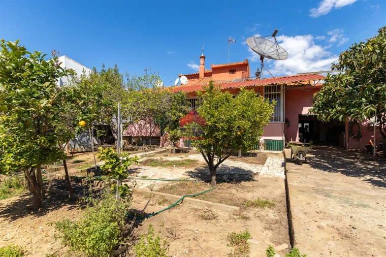 Moradia T0 para Venda em Pechão Foto 23