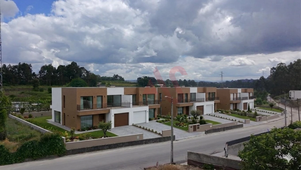 Terreno para Venda em Silvares, Pias, Nogueira e Alvarenga Foto 1