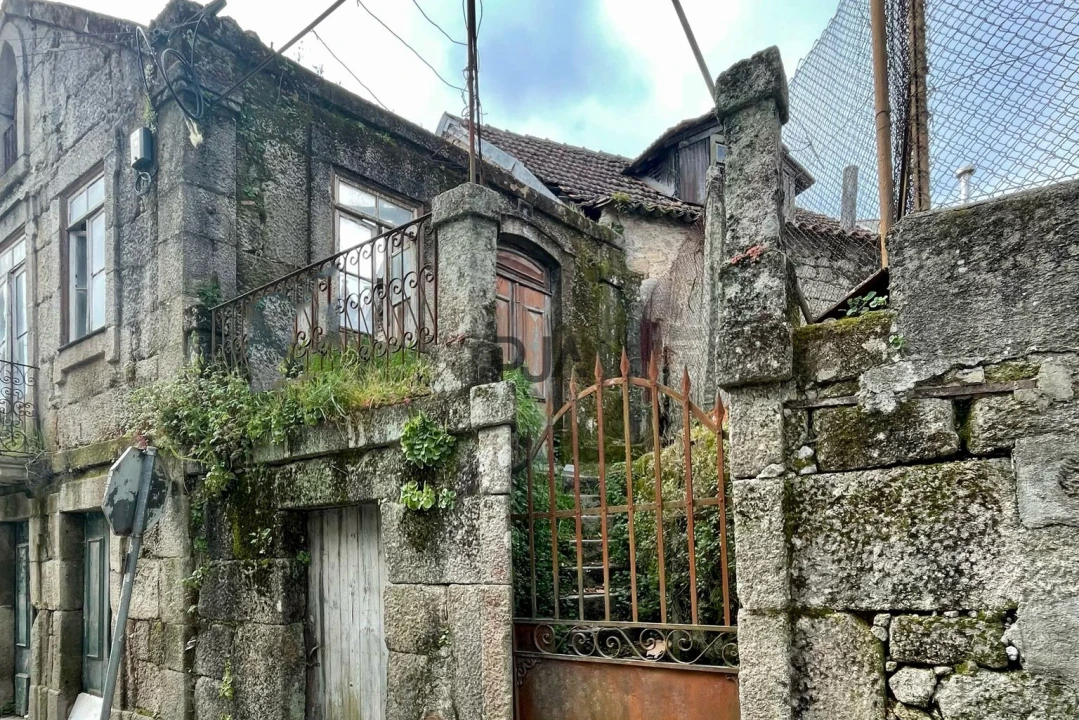 Moradia T0 para Venda em Santar e Moreira Foto 4