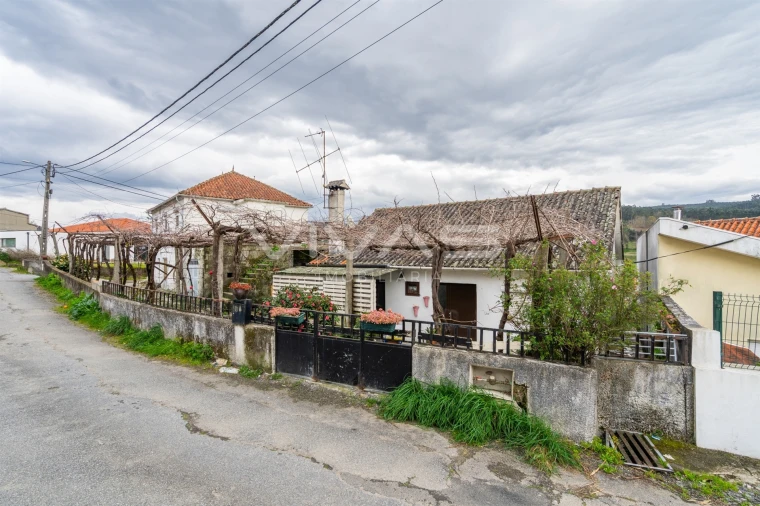 Moradia T3 para Venda em Ribeira do Neiva Foto 5