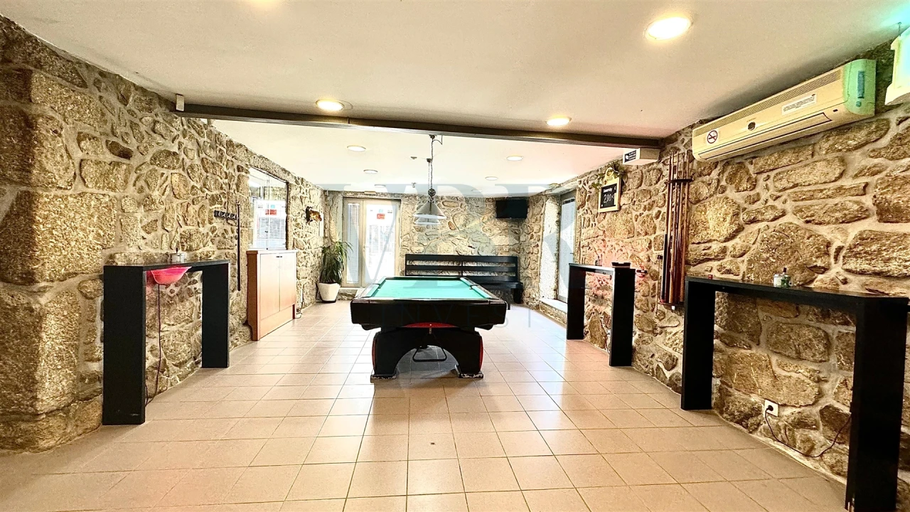 Negócio para Venda em Águas Santas e Moure Foto 32