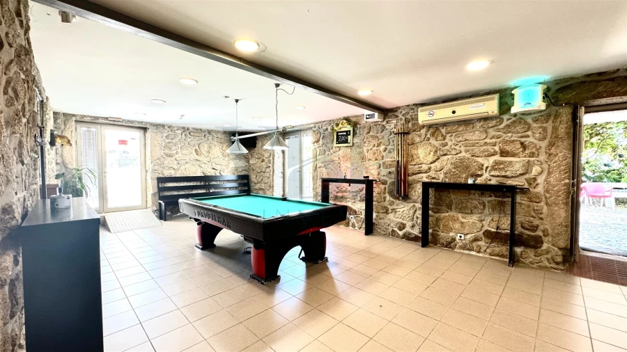 Negócio para Venda em Águas Santas e Moure Foto 34