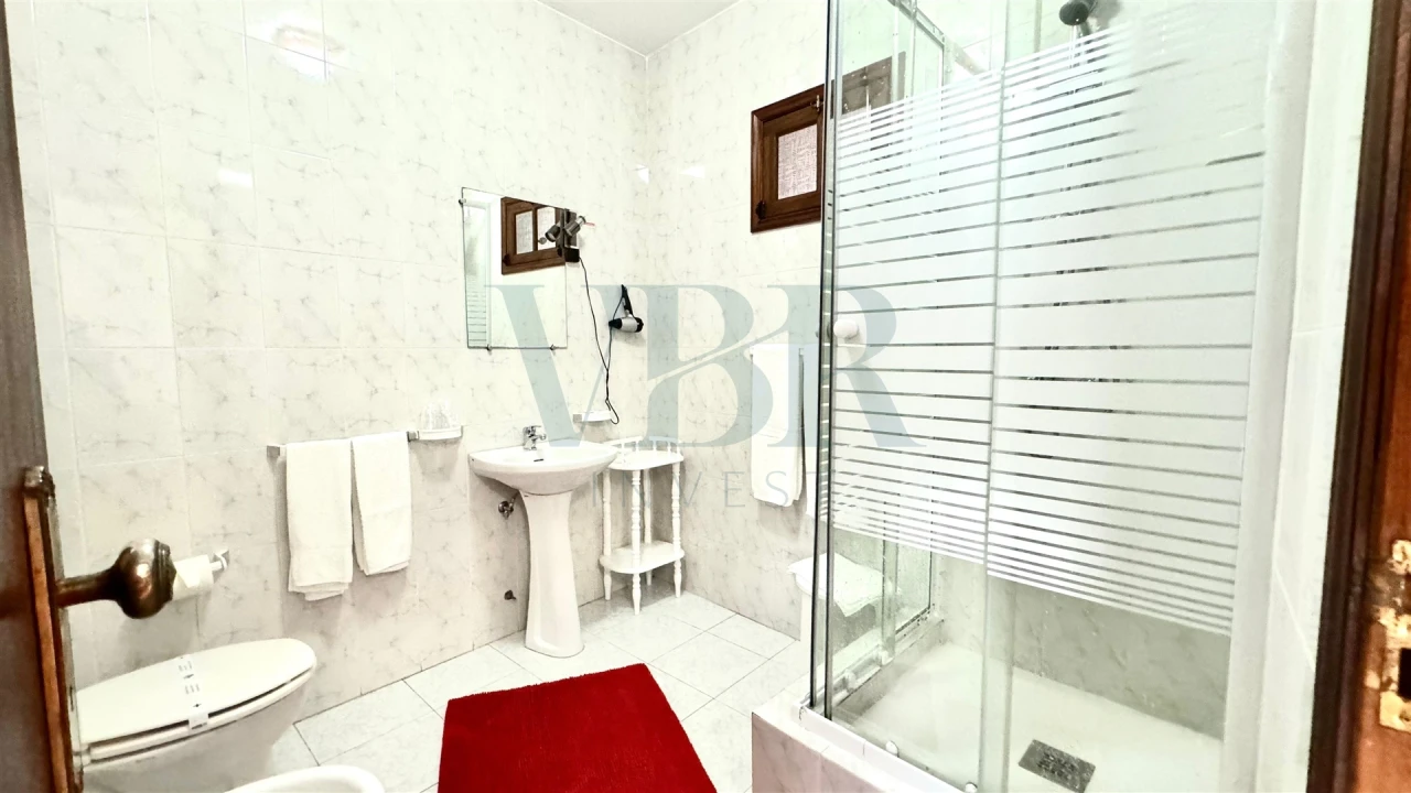 Negócio para Venda em Águas Santas e Moure Foto 7