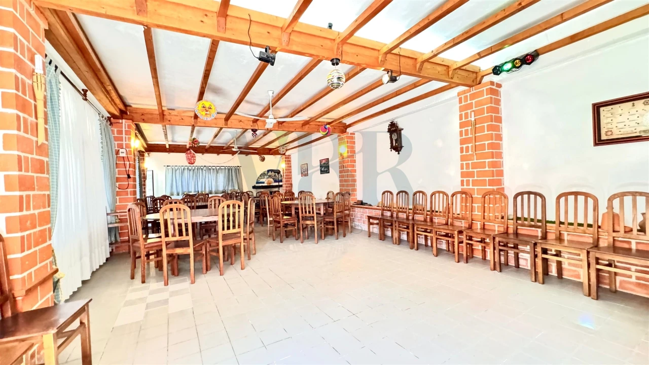 Negócio para Venda em Águas Santas e Moure Foto 31