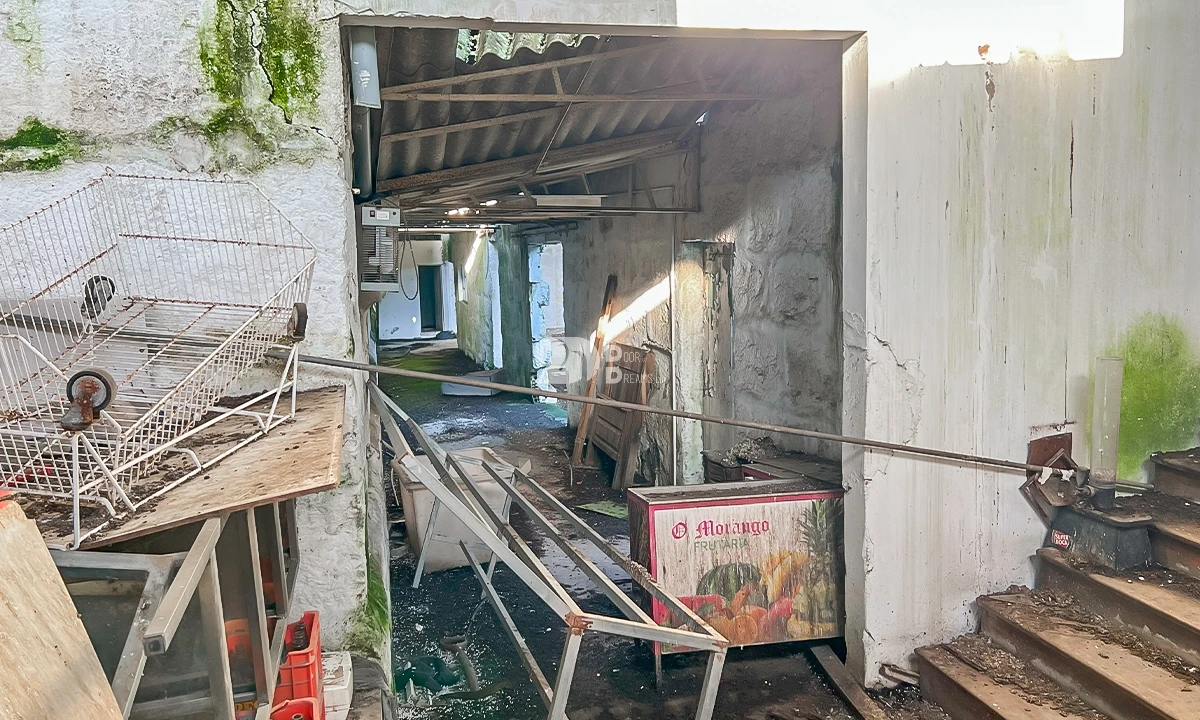 Armazém para Venda em Selho (São Jorge) Foto 8