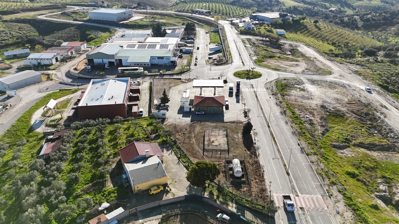 Loja para Venda em Alfandega da Fe Foto 3