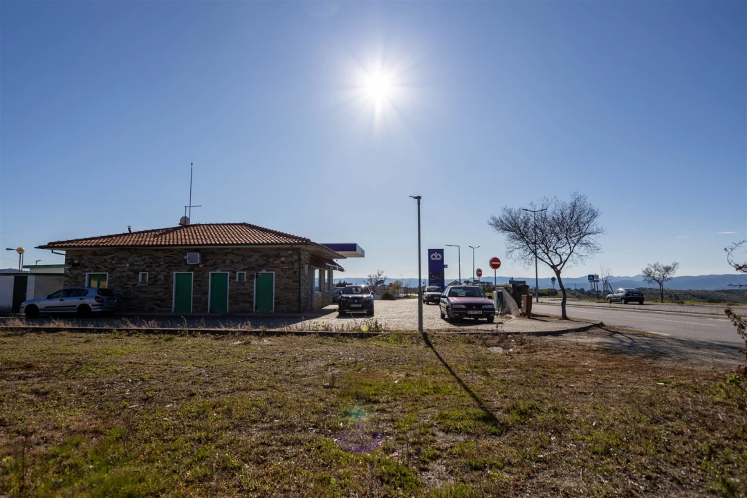Loja para Venda em Alfandega da Fe Foto 24