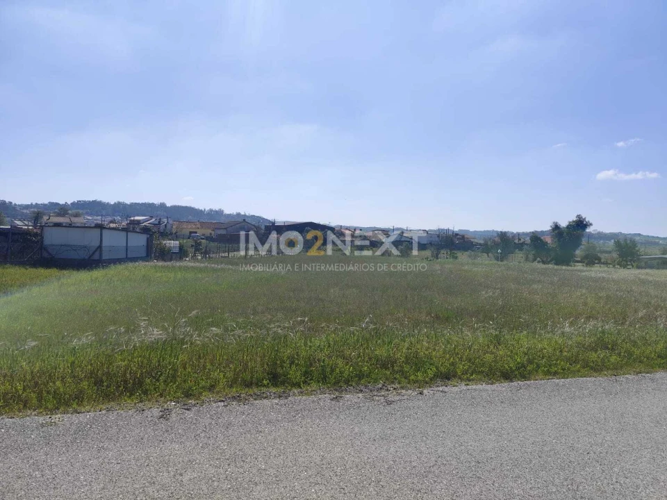 Terreno para Venda em Monte Redondo e Carreira Foto 5