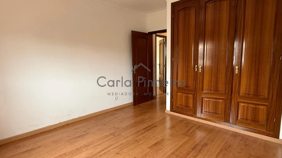 Moradia T3 para Arrendamento em Cercal Foto 7