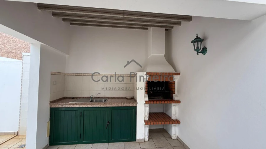 Moradia T3 para Arrendamento em Cercal Foto 9
