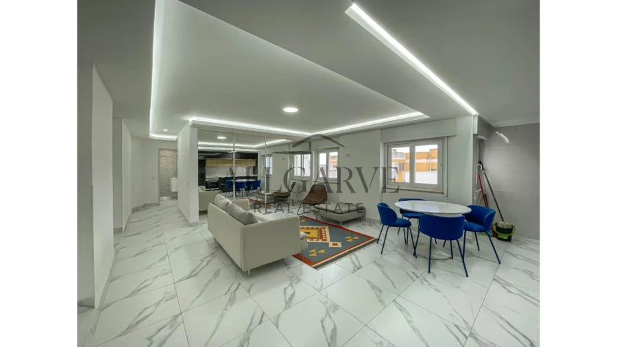 Apartamento T2 para Venda em Portimão Foto 5