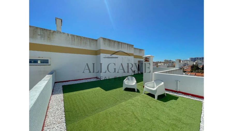 Apartamento T2 para Venda em Portimão Foto 11