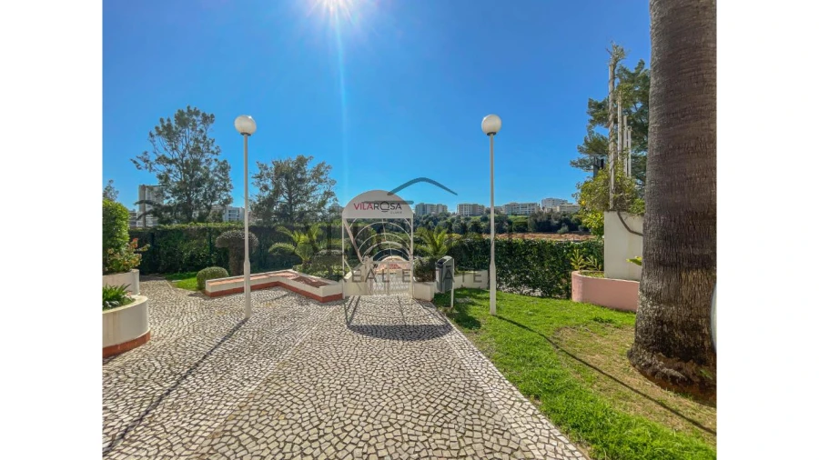 Apartamento T1 para Venda em Portimão Foto 15