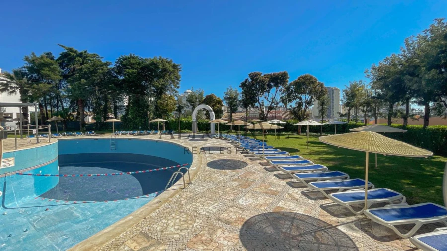 Apartamento T1 para Venda em Portimão Foto 4