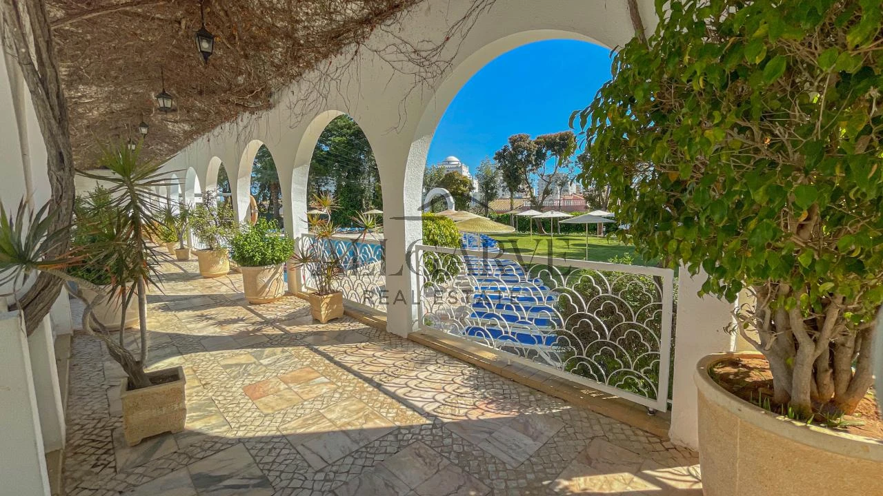 Apartamento T1 para Venda em Portimão Foto 2