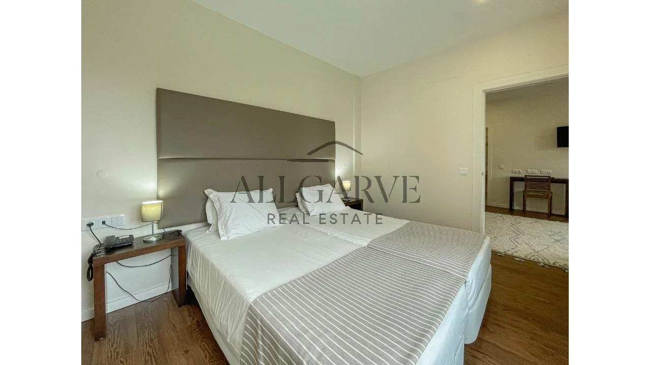 Apartamento T1 para Venda em Portimão Foto 7