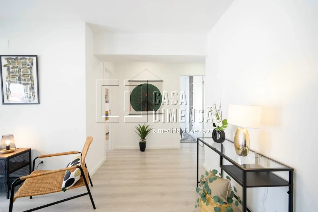 Apartamento T3 para Venda em Benfica Foto 4