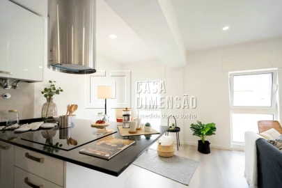 Apartamento T3 para Venda em Benfica