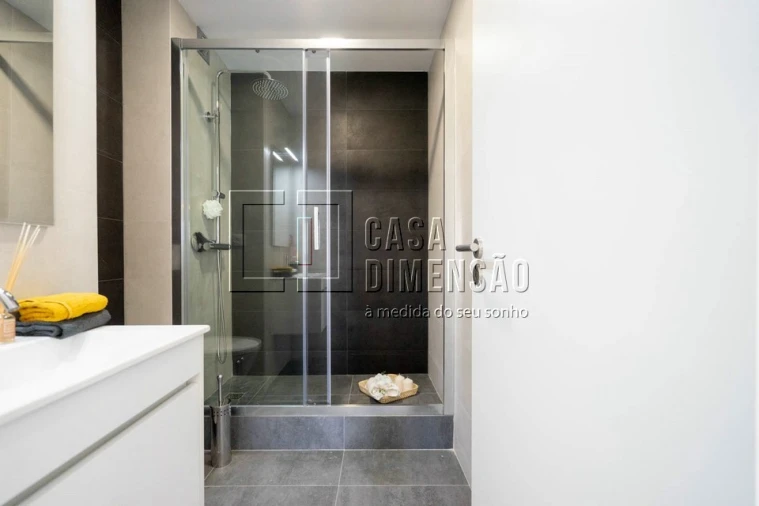 Apartamento T3 para Venda em Benfica Foto 19