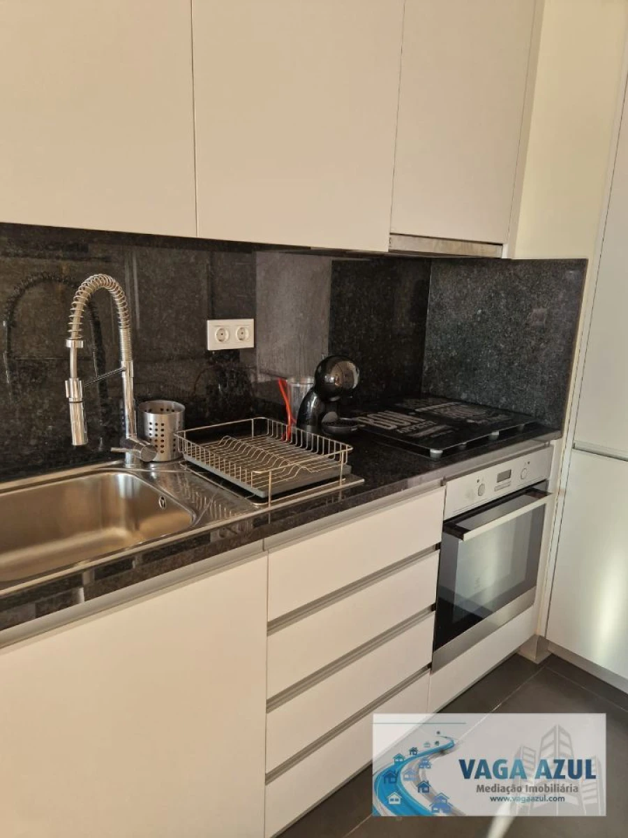Apartamento T1 para Arrendamento em São Mamede de Infesta e Senhora da Hora Foto 5