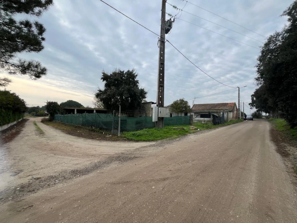 Terreno P/ Prédio para Venda em Palmela Foto 1