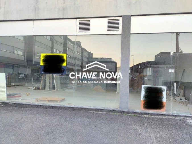 Loja para Venda em Santa Maria da Feira, Travanca, Sanfins e Espargo Foto 11