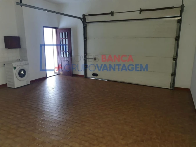 Moradia T3 para Venda em Arcozelo Foto 8