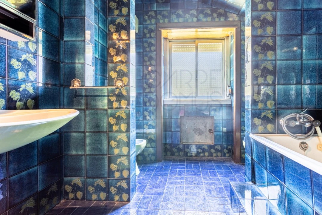 Moradia T9 para Venda em Alvalade Foto 5